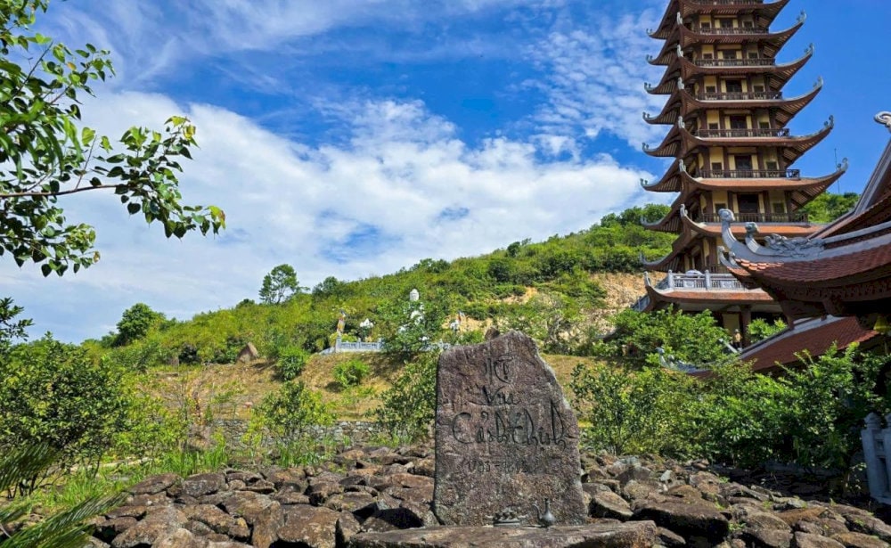 Mộ vua Cảnh Thịnh